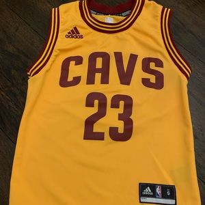 Boys Cavs jersey